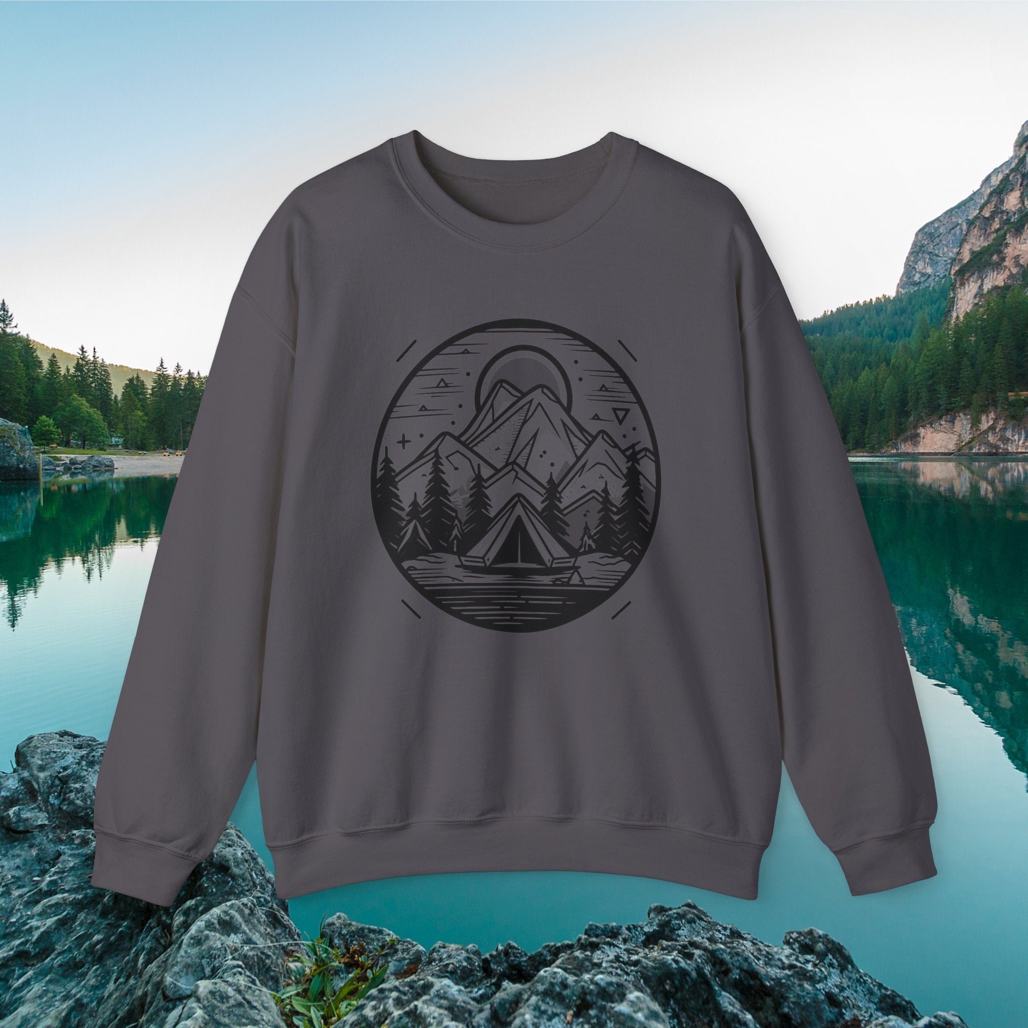 Mountain Explorer (Outdoors Collection) - Unisex Heavy Blend Crewneck Sweatshirt