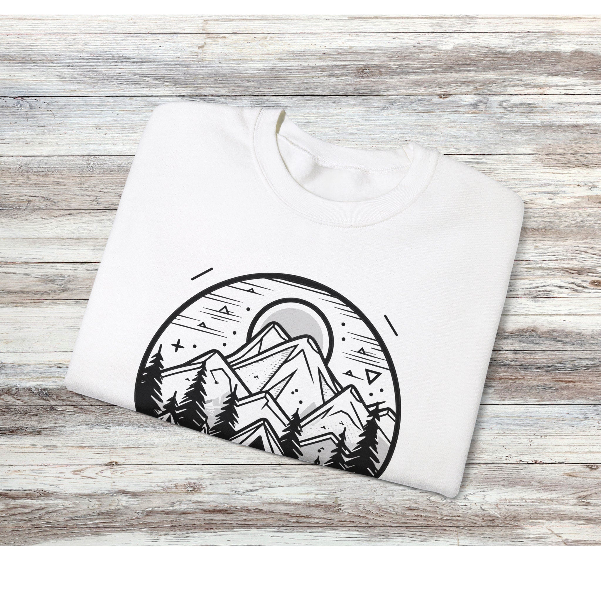 Mountain Explorer (Outdoors Collection) - Unisex Heavy Blend Crewneck Sweatshirt