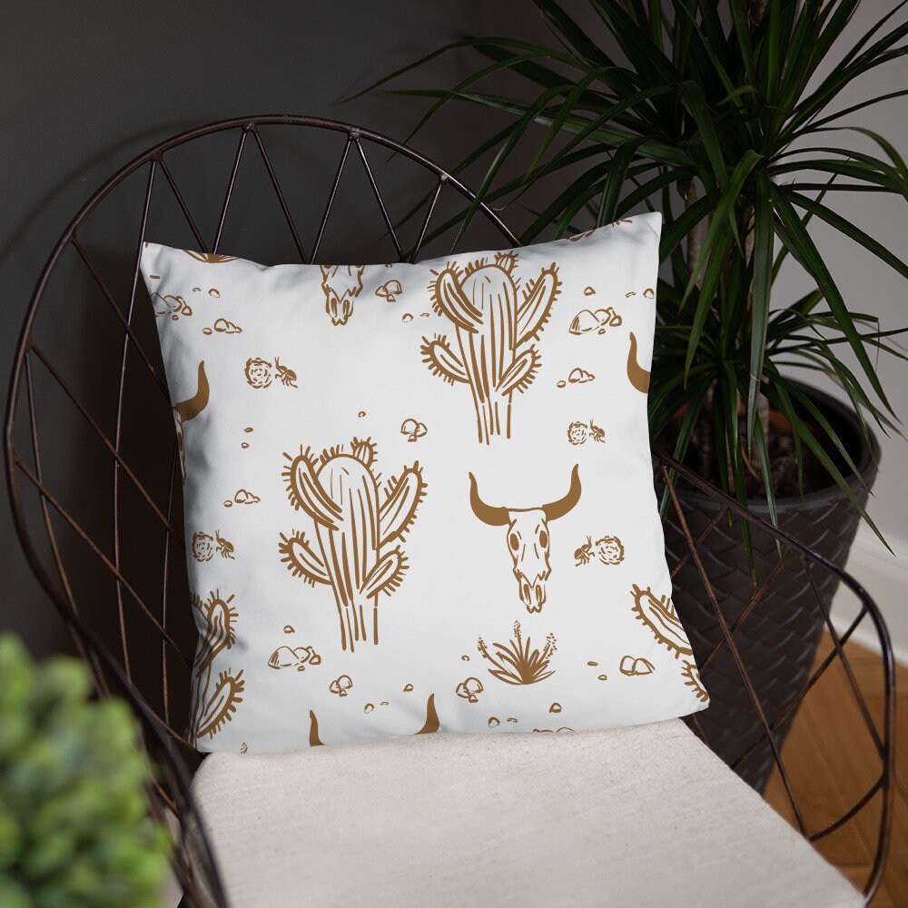 Decorative throw pillow